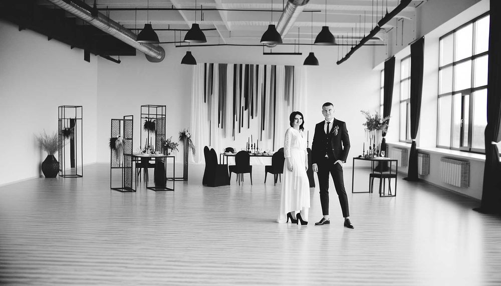 2024 Düğünleri İçin Sadelik ve Şıklığın Harmanı: Monokrom Temalar