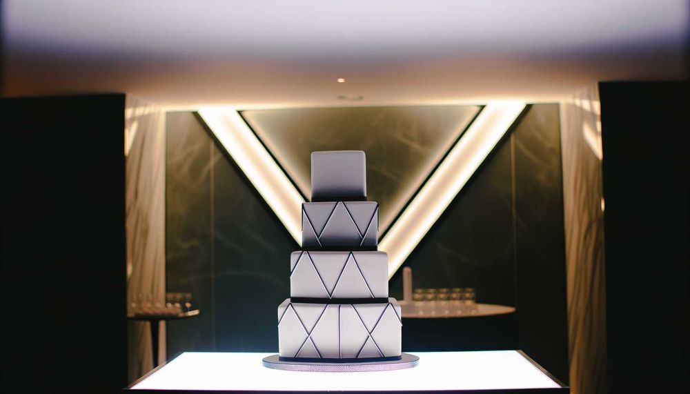 Tasarımda Geometrik Desenlerin İzi: Düğün Pastaları