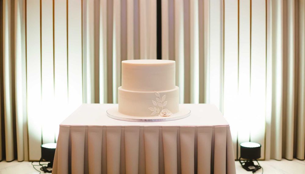 Düğün Pastası Seçiminde Fark Yaratan Minimalist Yaklaşımlar