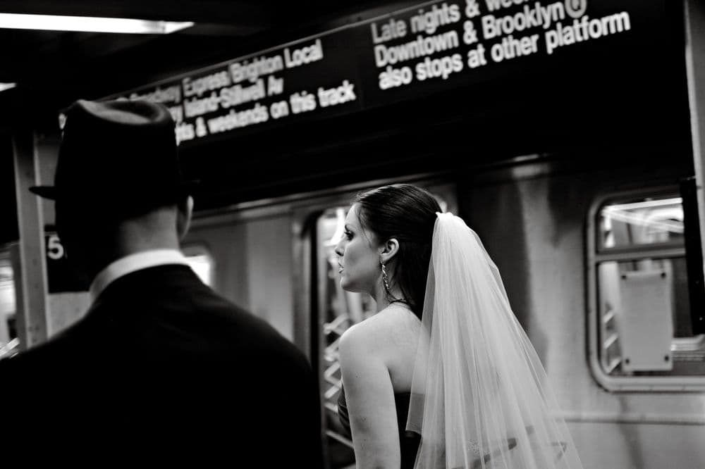 Tren Garında Düğün Fotoğrafı: İzin, Işık ve Çekim Planı